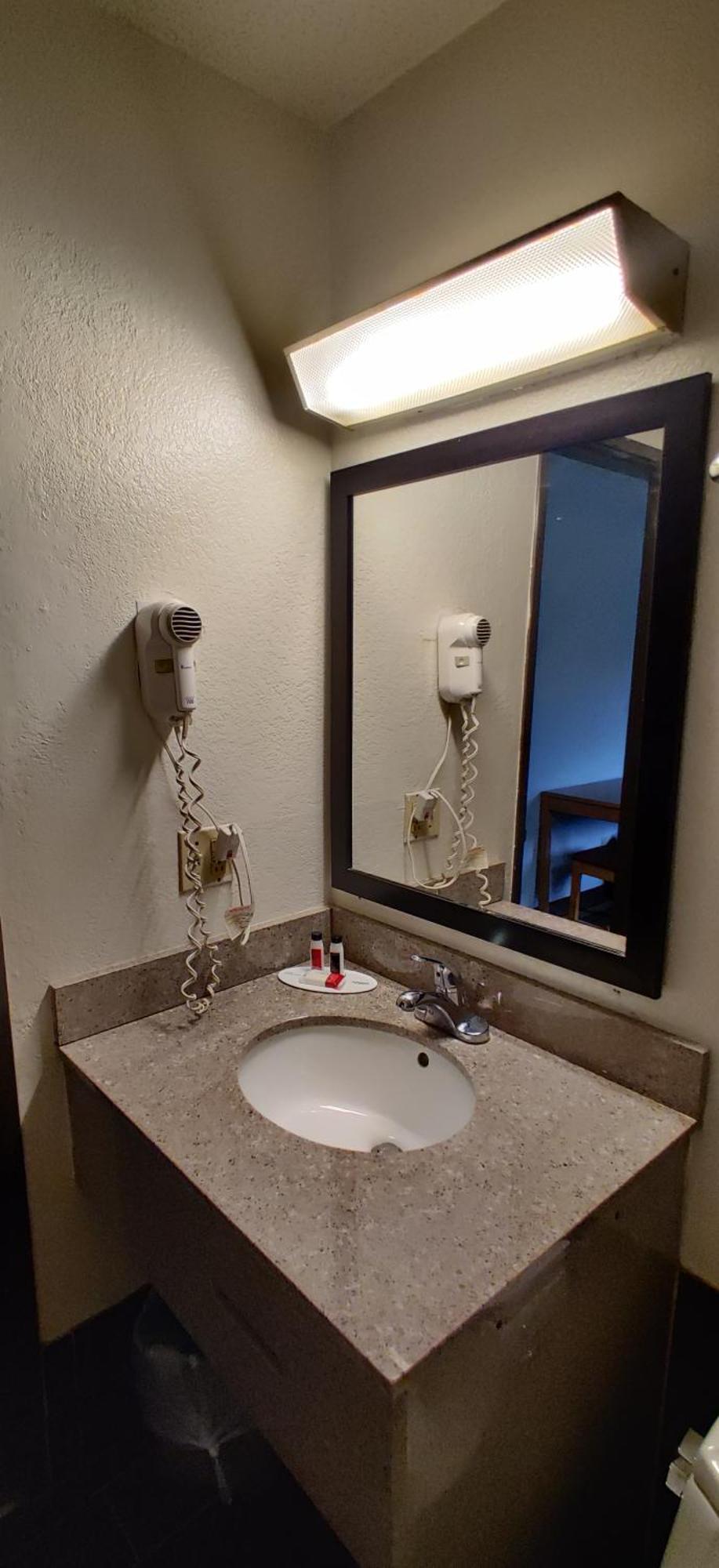 Super 8 By Wyndham Champaign Quarto foto